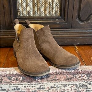 Lucky Brand Brown Chukka Boots (Size: 11M)